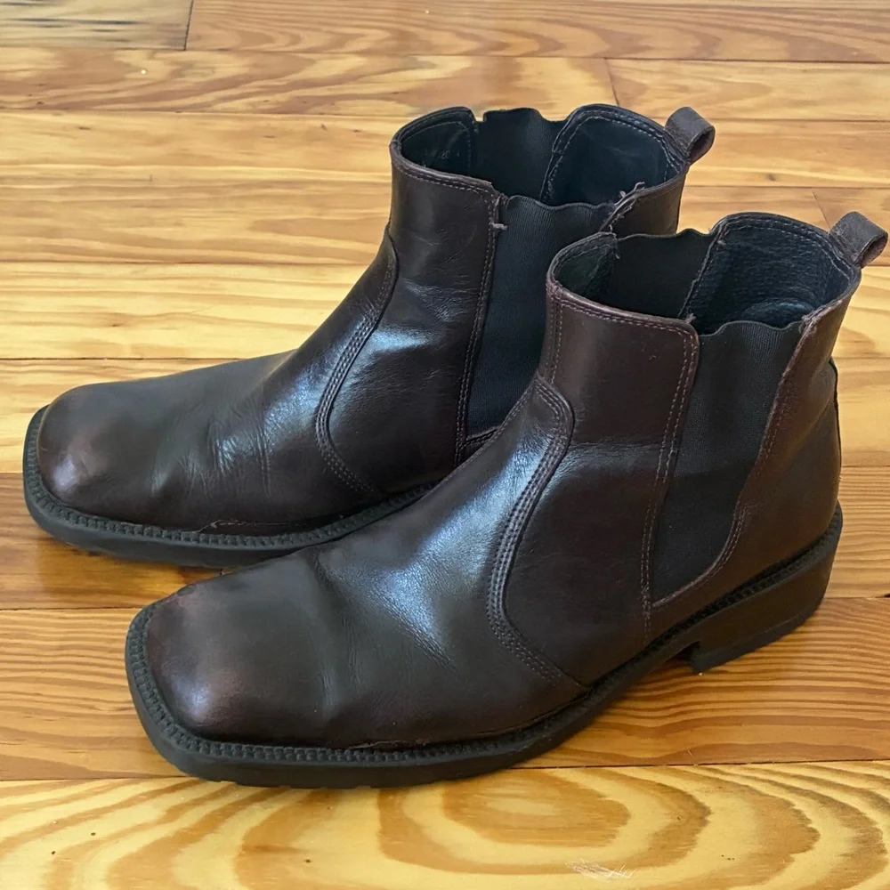 Kenneth Cole Reaction Leather Chelsea Boots Size 8 1/2